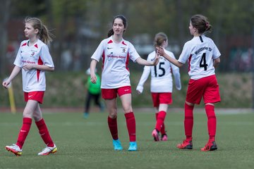 Bild 198 - wCJ Walddoerfer 2 - VfL Pinneberg 2 : Ergebnis: 7:0